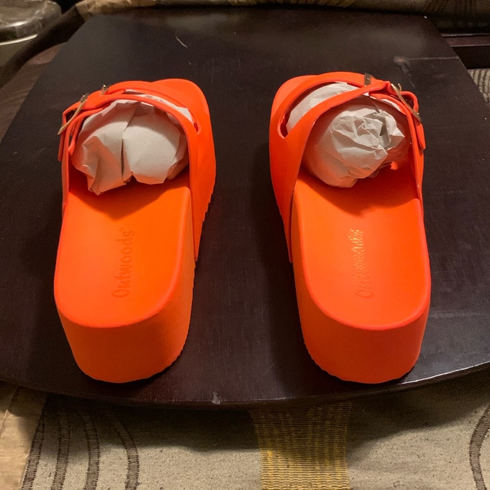 Outwoods Orange Lilac Platform Sandals Size 10